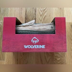 Wolverine Tan Suede Moc Slipper w/ faux fur lining (Size 10)